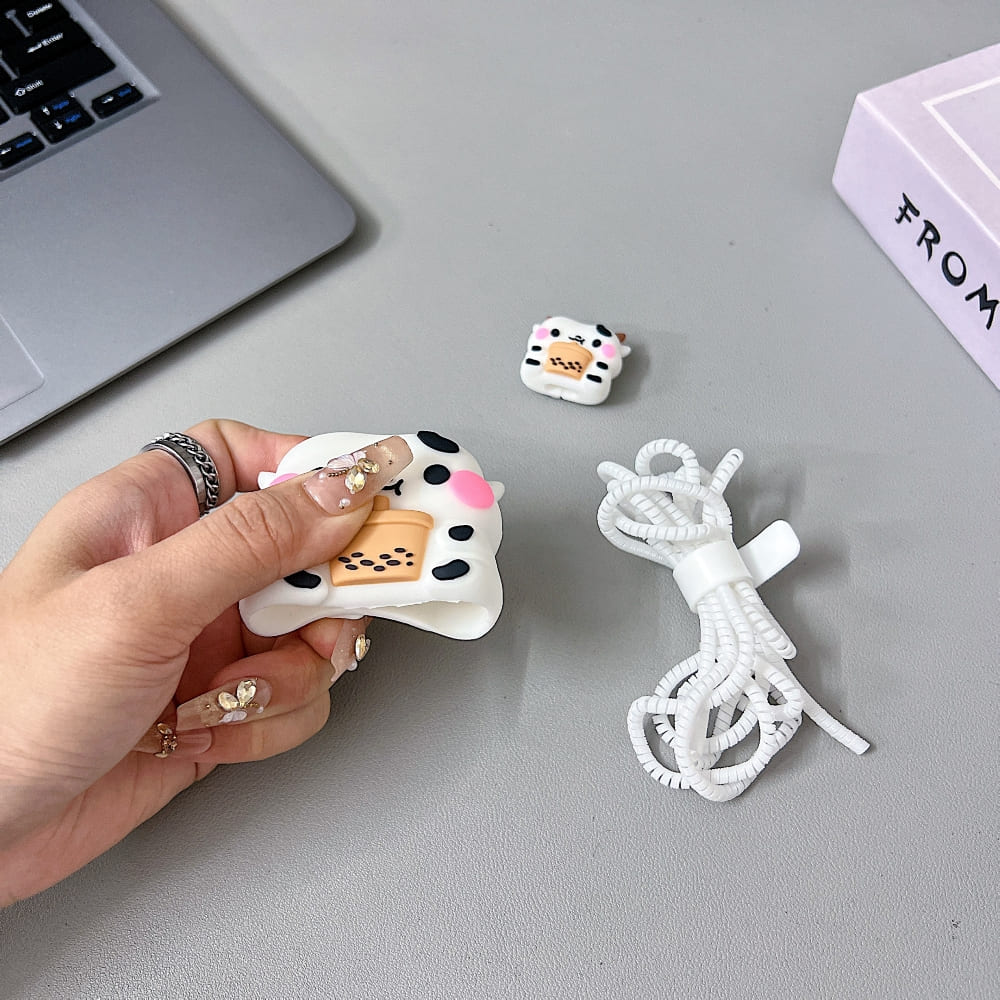 Mini Cord Keeper Cow Character (20W) Silicone Charger Case