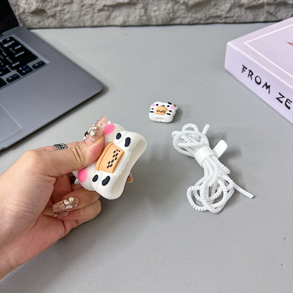 Mini Cord Keeper Cow Character (20W) Silicone Charger Case